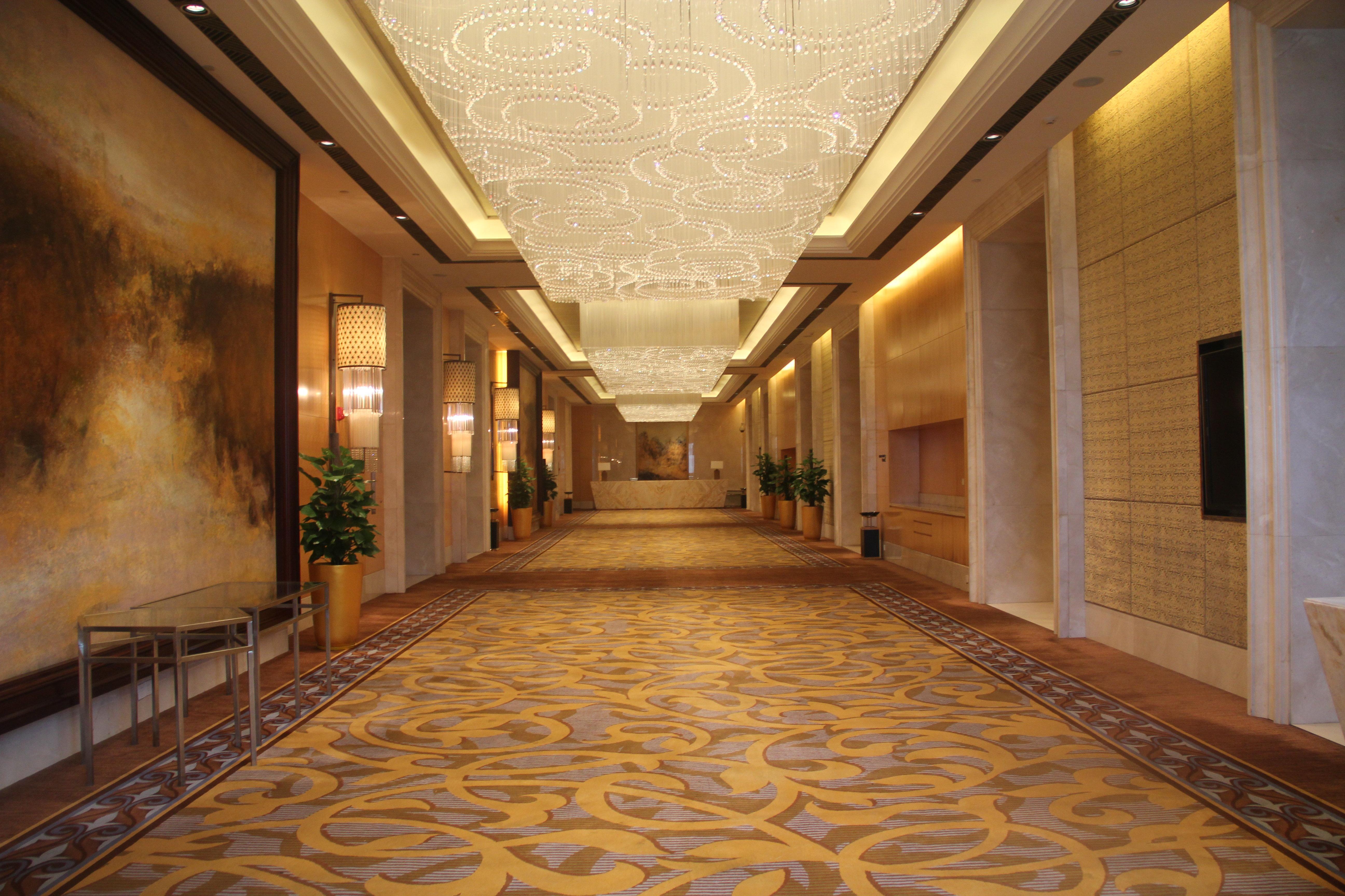 Crowne Plaza Yichang By Ihg Buitenkant foto