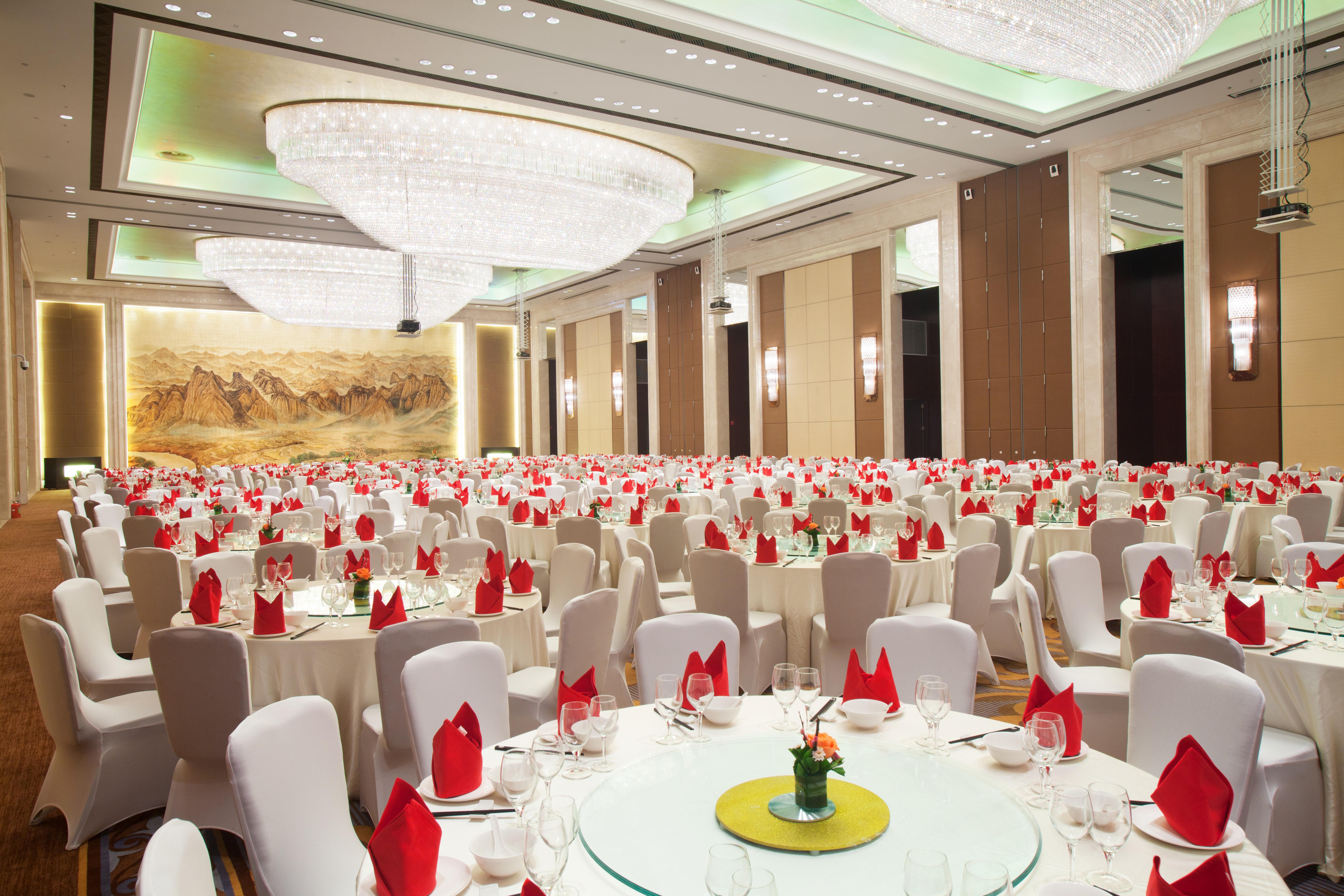 Crowne Plaza Yichang By Ihg Buitenkant foto