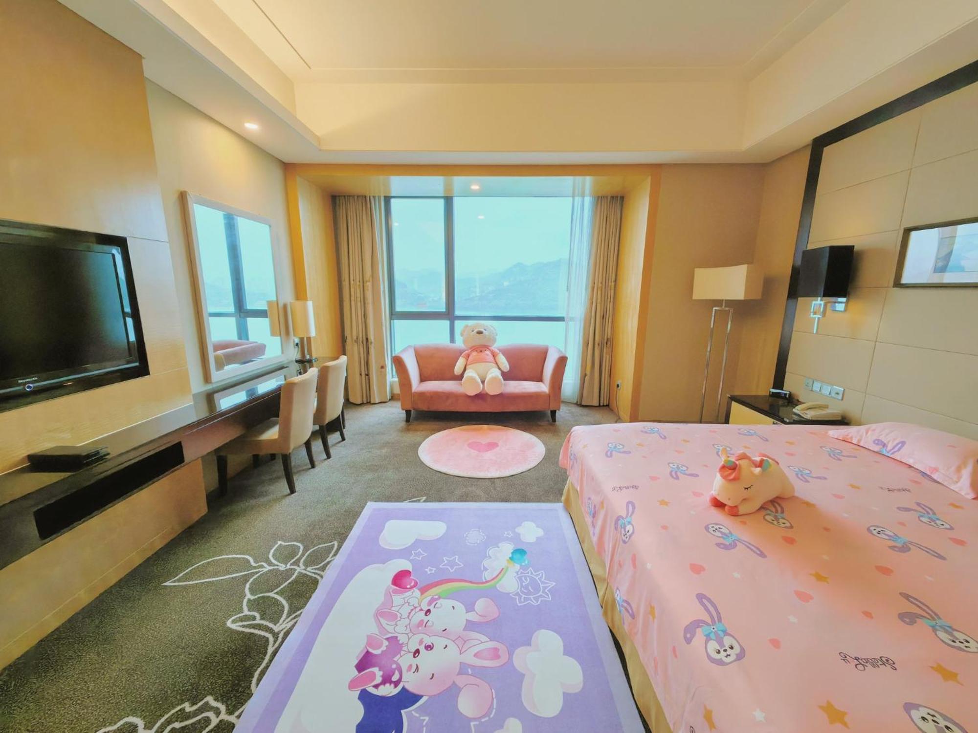 Crowne Plaza Yichang By Ihg Buitenkant foto