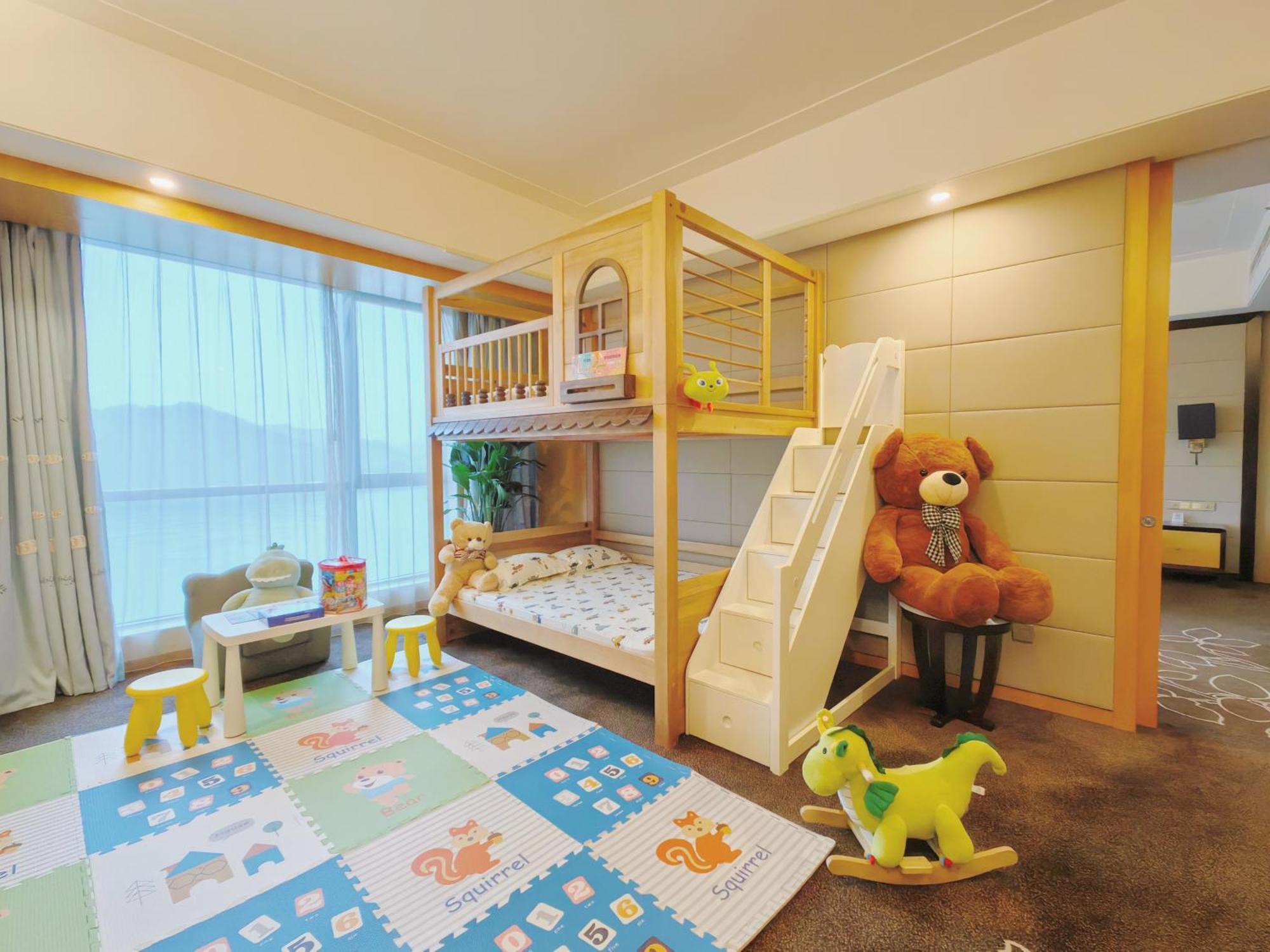 Crowne Plaza Yichang By Ihg Buitenkant foto