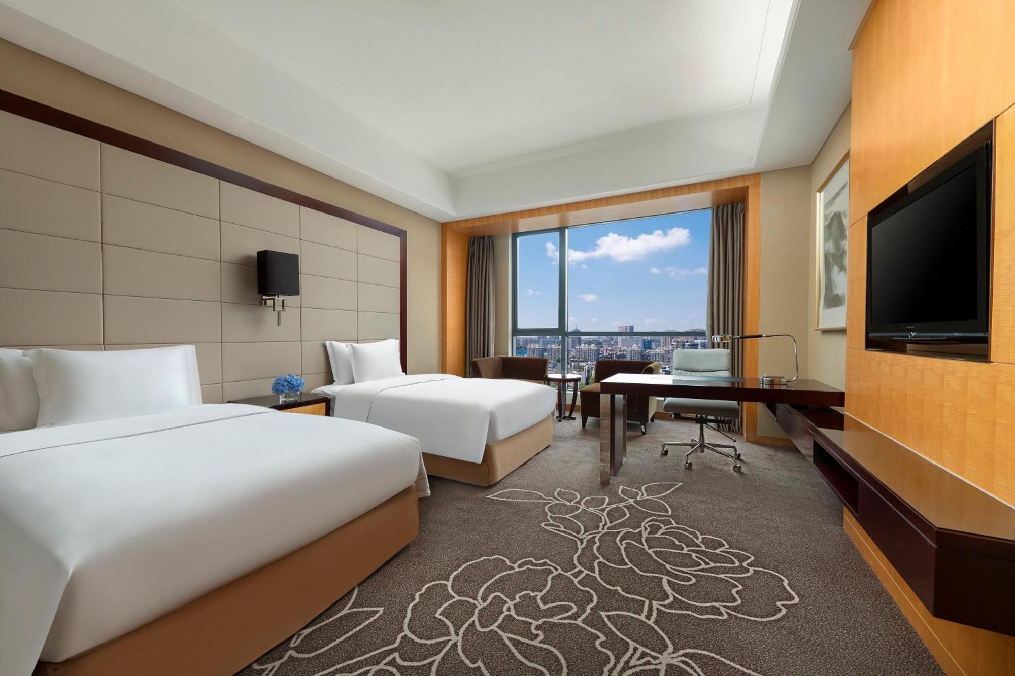 Crowne Plaza Yichang By Ihg Buitenkant foto